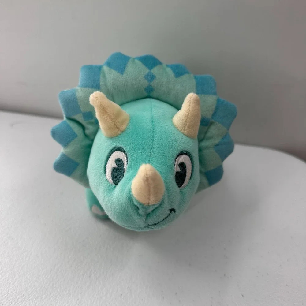 Disney Animal Kingdom‎ Triceratops Plush Dinosaur Toy Stars 11